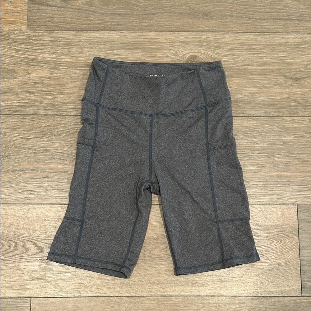 SAVVI Heathered Gray Sahara Biker Shorts 9" Inseam Active Gym Running Size Small